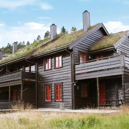 8 Person In Seral Semesterbostad Hamkoll